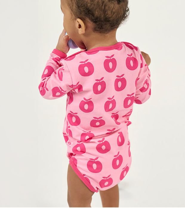 Elstar long-sleeved baby body with apples Pink lilac